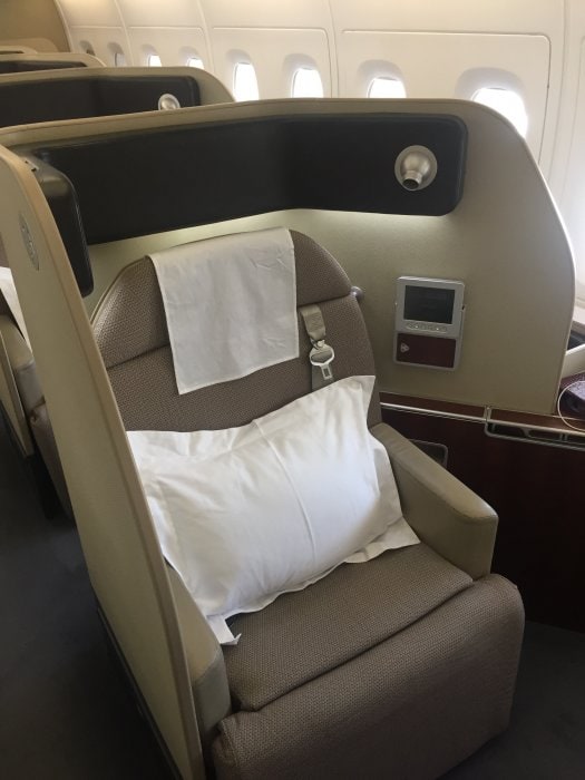 Medlemsrecension: 96 timmar, 23.534 miles, 1 hotellnatt, 3 long-haul Första klass, 2 short-haul Business class - 42