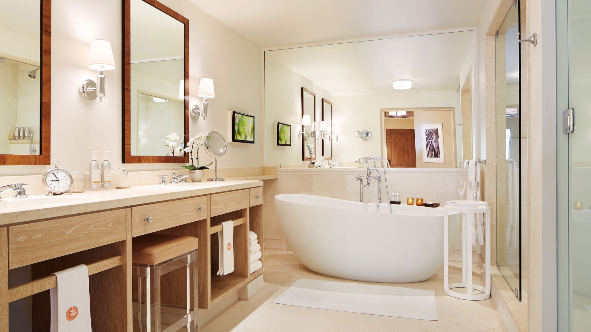 Hotel review Accommodation' - Auberge du Soleil, An Auberge Resort - 2