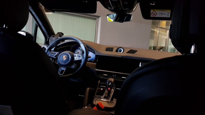 En jämförelse mellan Lufthansa First, Singapore Airlines First, och Singapore Airlines Business - 1