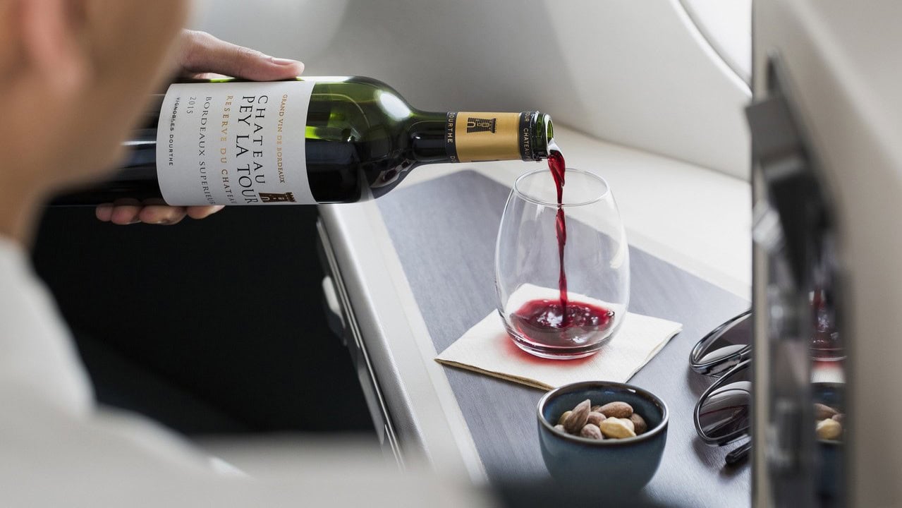 Airline review Beverages - Cathay Pacific - 2