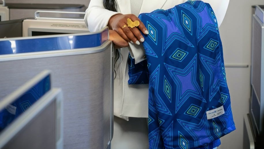 Airlines News - United - new amenity kits & bedding in Polaris