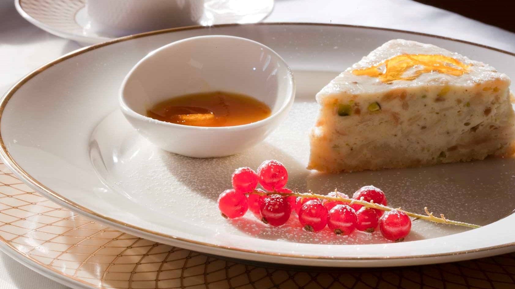 Airline review Cuisine - Oman Air - 1