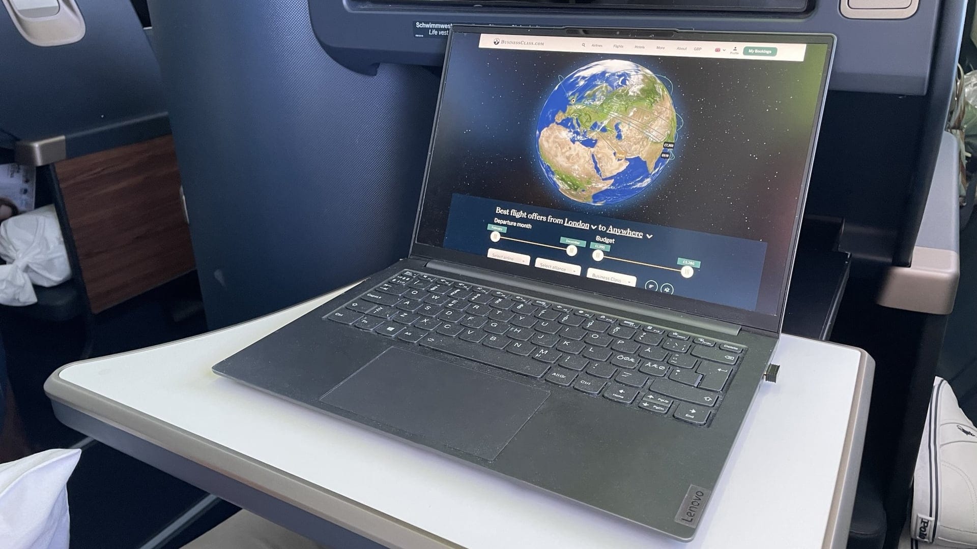 Airline review Cabin & Seat - Condor - 14