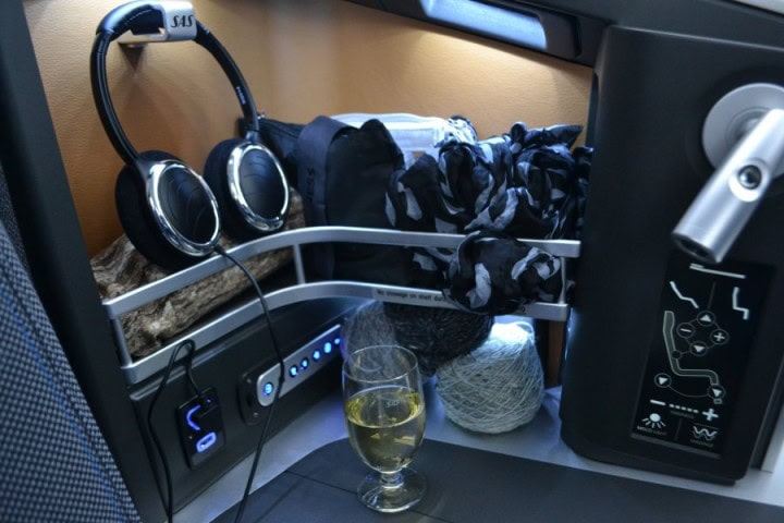 User review: New Business Class cabin SAS, Stockholm - Hong Kong - 9