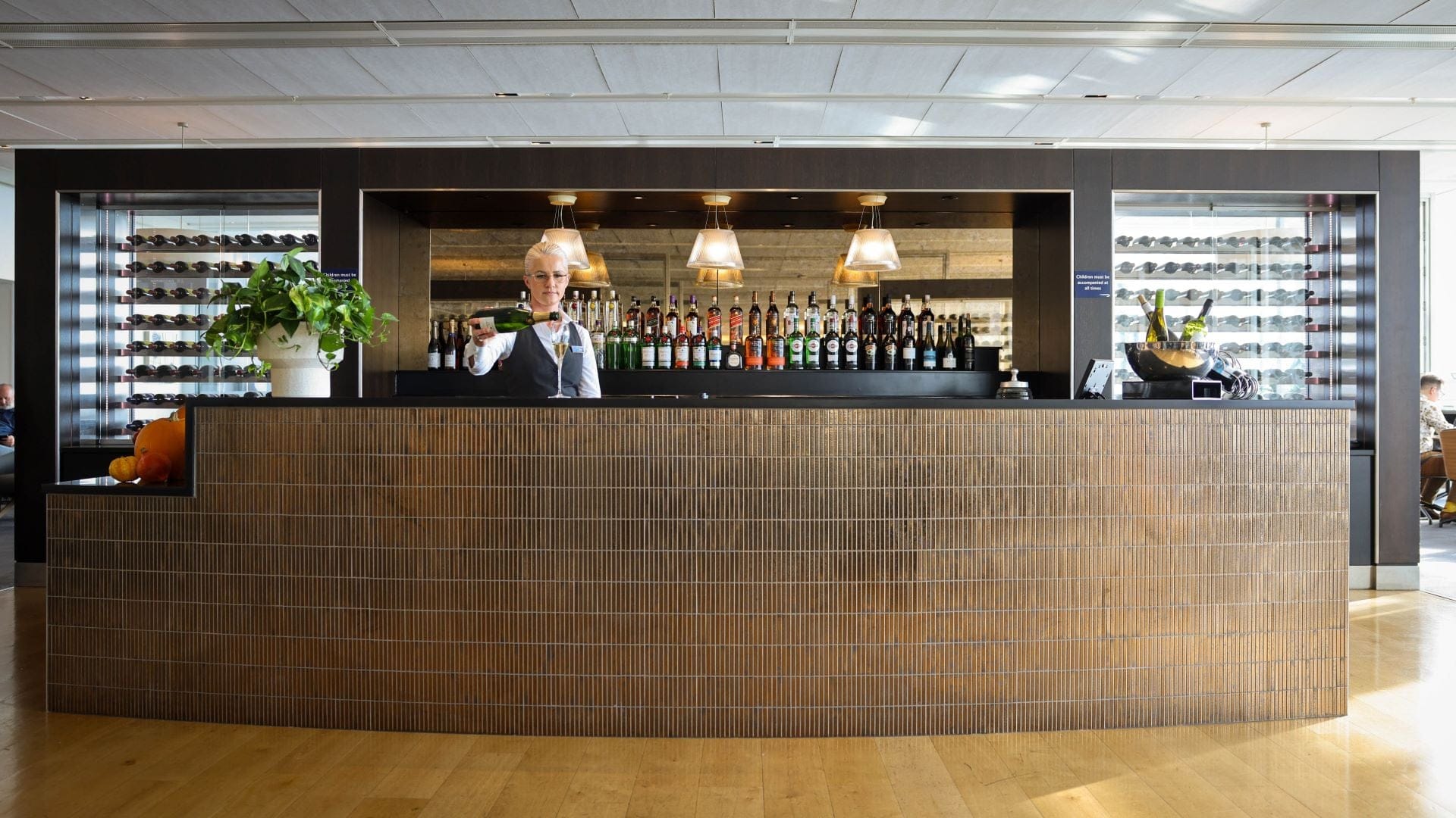 Airlines News - BA completes Heathrow T5 B-Gate lounge refurbishment