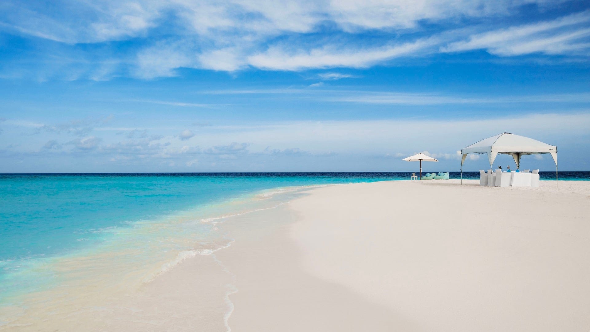 Hotel review What We Love' - One&Only Reethi Rah - 1