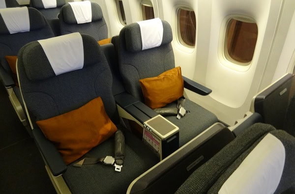 Anmeldelse: Cathay Pacific Business Class, Singapore - Hong Kong