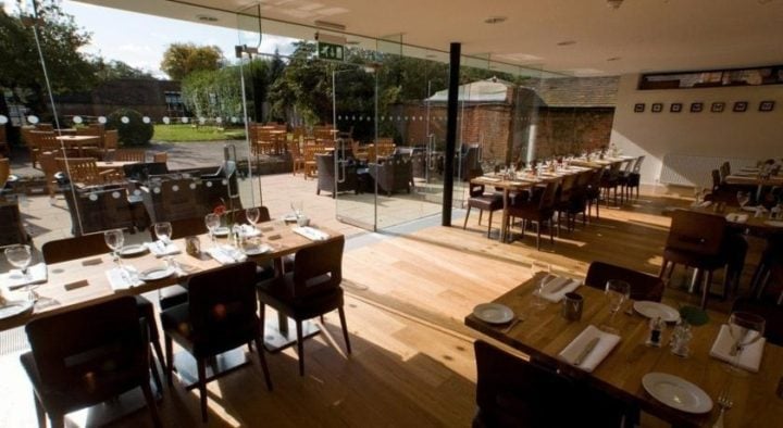 Feast 'Fit For a Queen' at The Talbot in Surrey