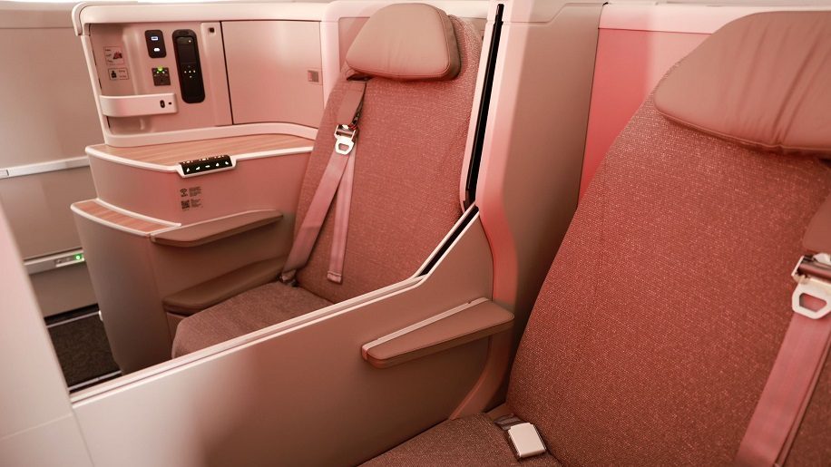 Airlines News - Iberia debuts new A350 Business Class seat
