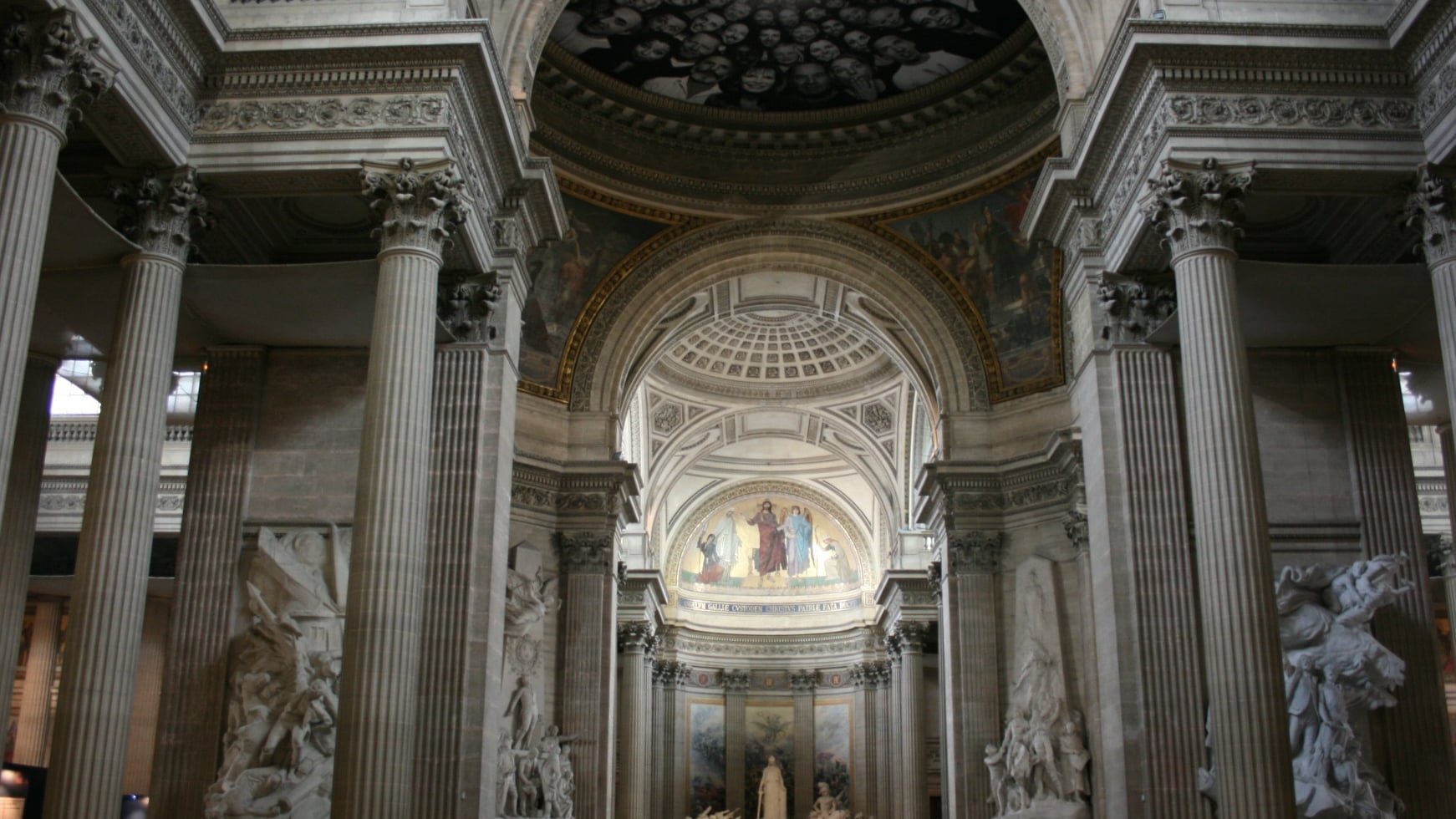 inside the pantheon paris