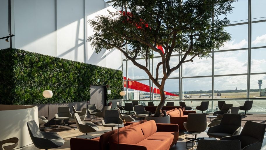 Brussels Airlines debuts its refurbished Sunrise Lounge