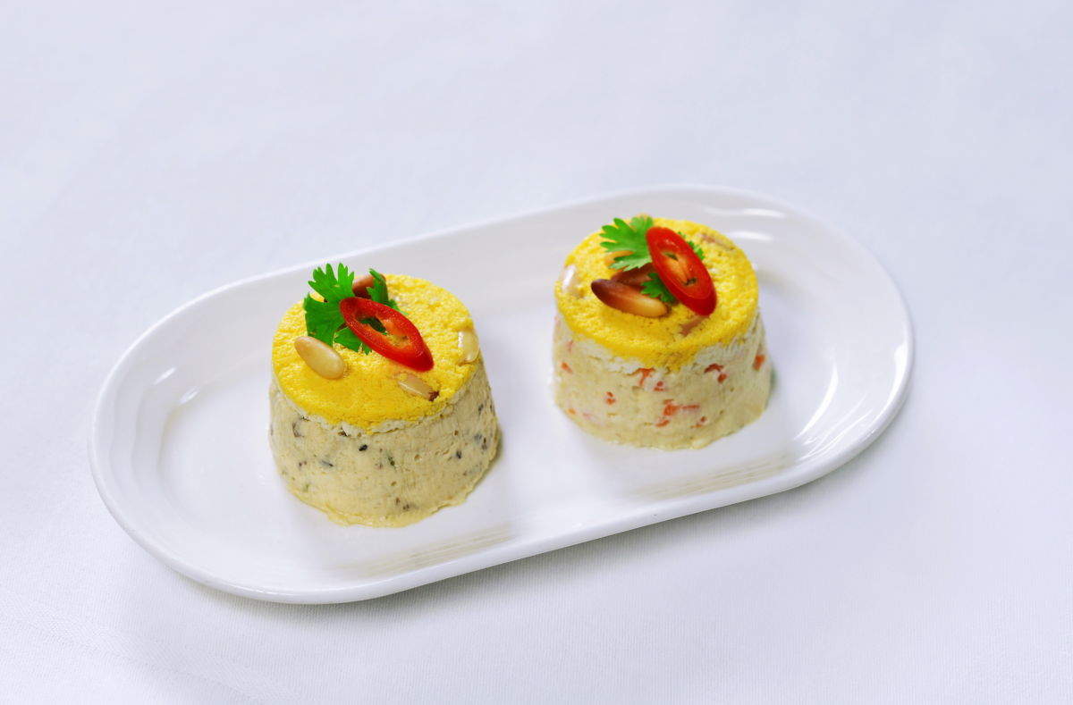 Emirates Cabin Crew enriches First Class menu with special creation