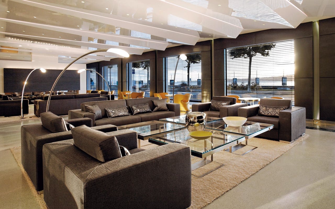 Ultra-Luxurious Hotel Rooms You Won’t Want To Leave - 7