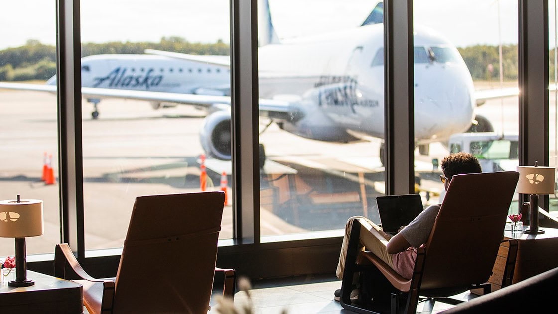 Airline review Airport experience - Alaska Airlines - 7