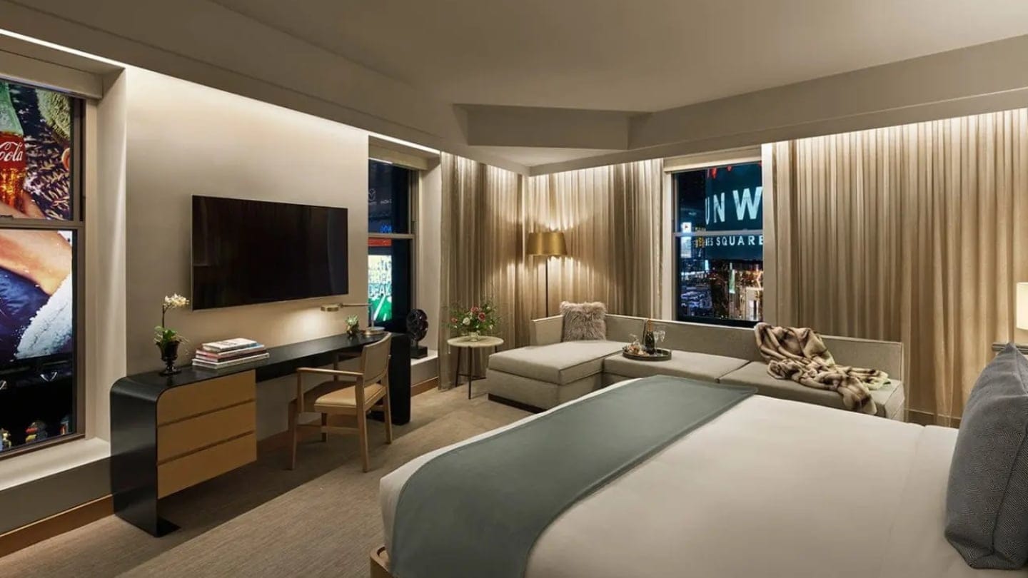 hotel room at the knickerbrocker new york