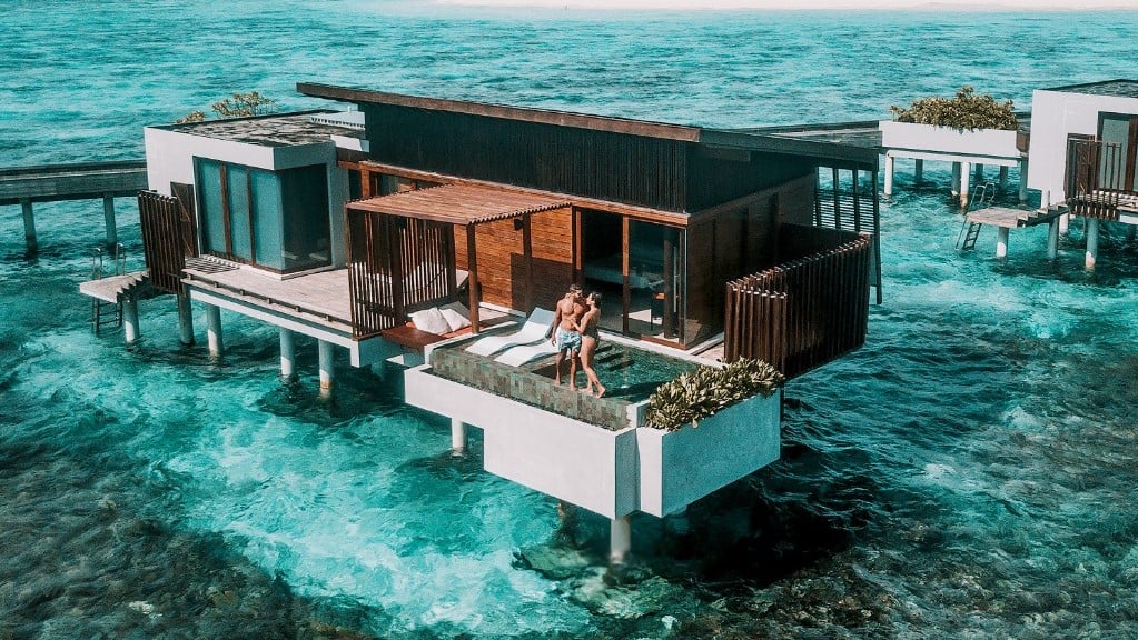 The Best Overwater Villas in Maldives - One&Only Reethi Rah: - 6