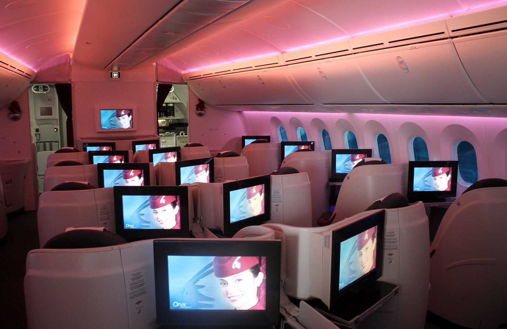 En titt i Qatar Airways Boeing 787 Dreamliner