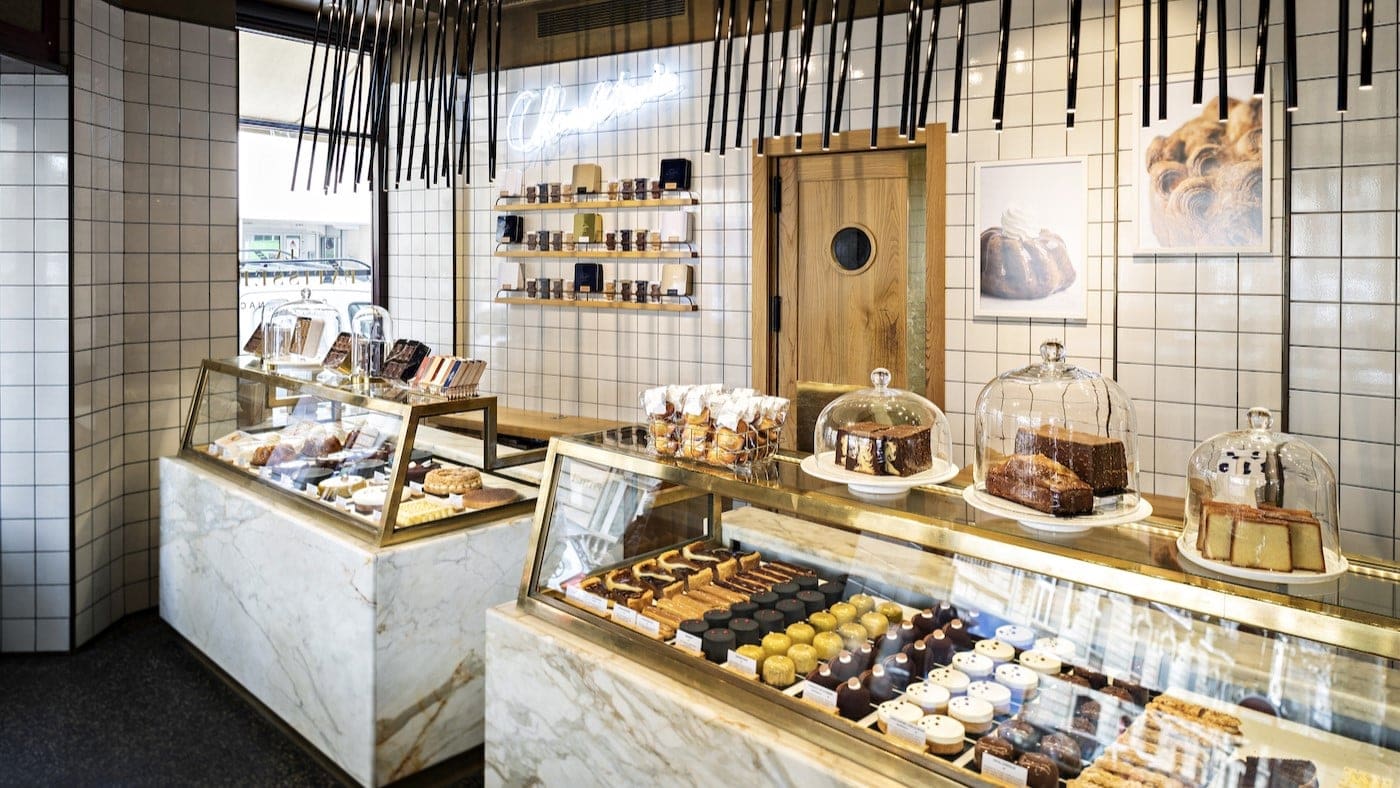 The La Pâtisserie Cyril Lignac bakery in Paris at daytime