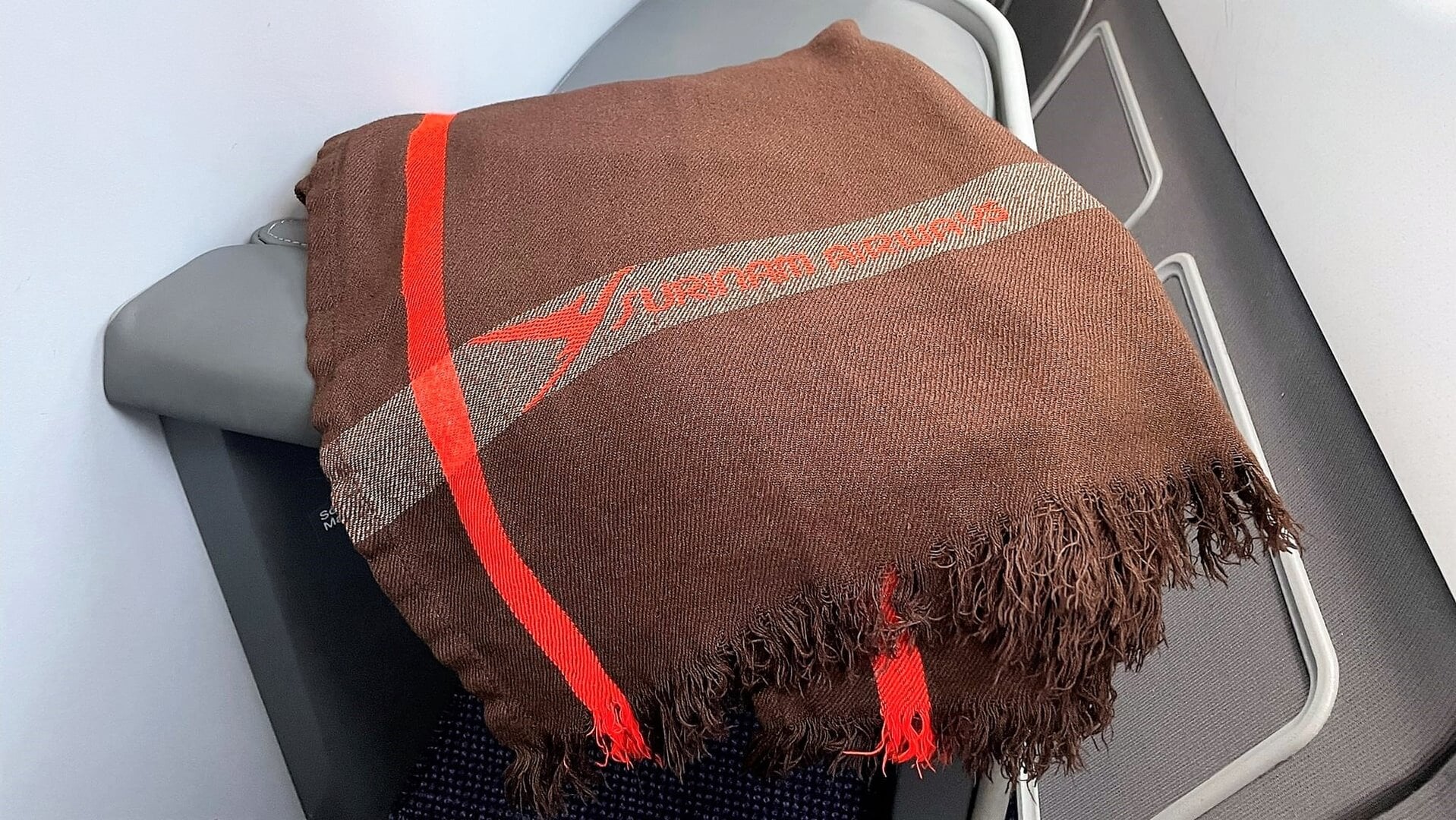 Airline review Amenities & Facilities - Surinam Airways - 4