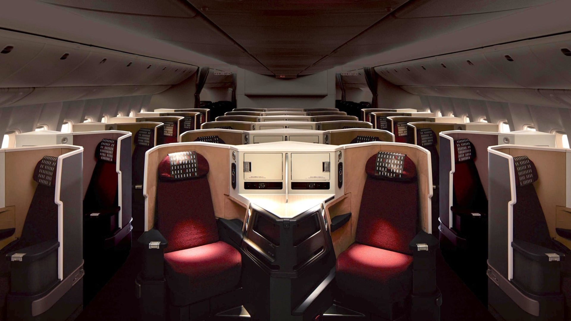 Airline review Cabin & Seat - Japan Airlines - 6