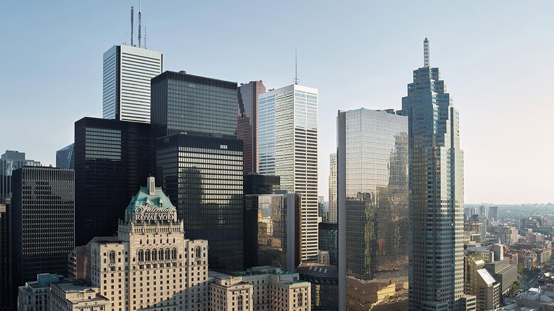 Queen Elizabeth II - Her Majesty's Favourite Hotels - The Businessclass guide to the Queen Elizabeth II’s favourite hotels: