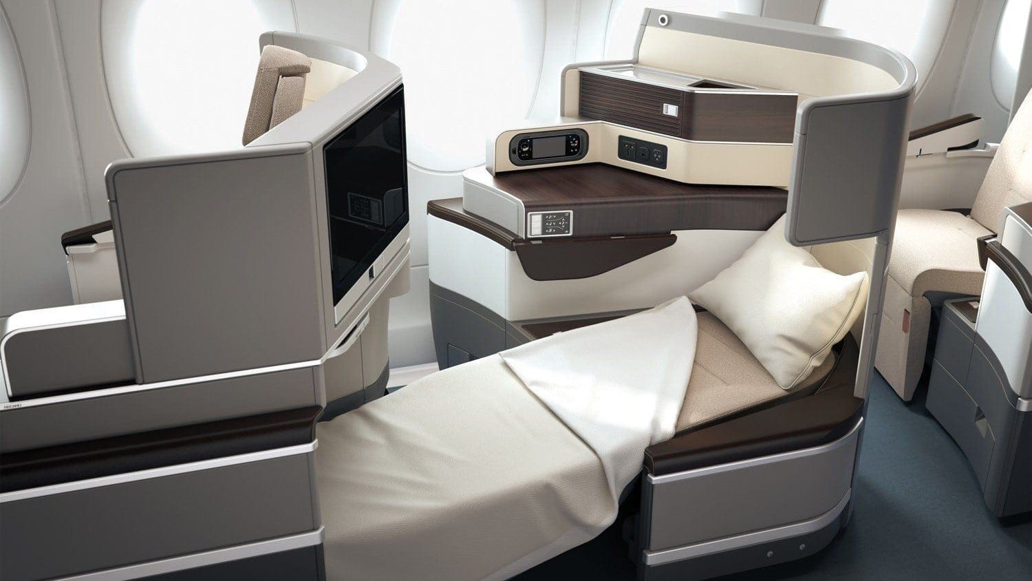 Airline review Cabin & Seat - TAP Air Portugal - 5