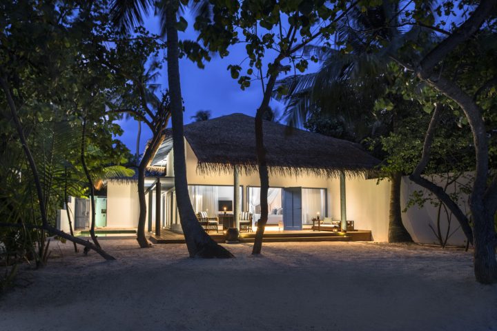 Raffles Maldives Meradhoo utvides med over-vann villaer - 3