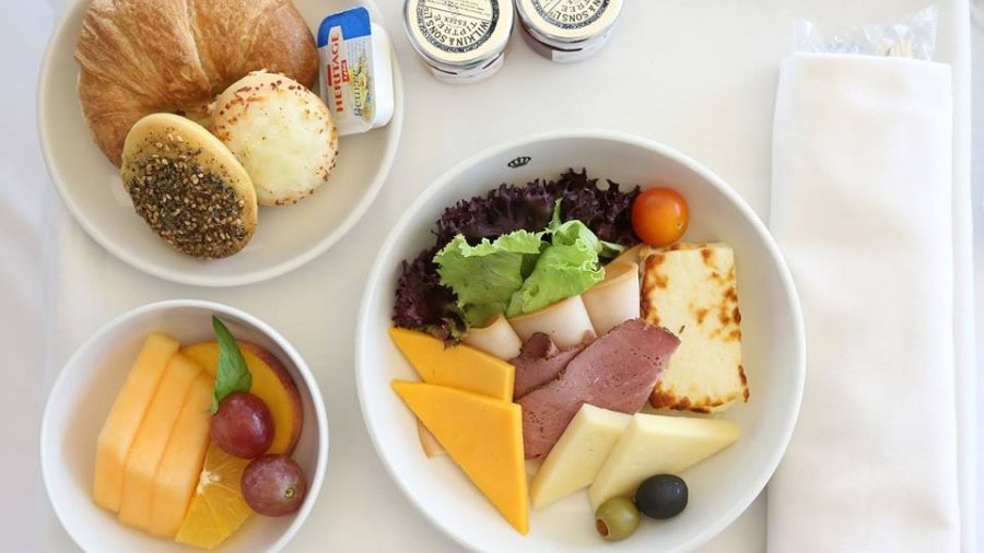 Airline review Cuisine - Royal Jordanian - 3