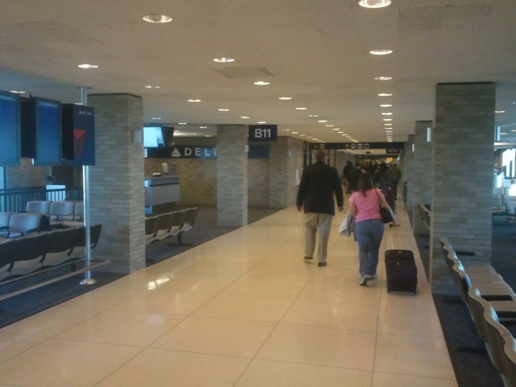 Del 2 av En annorlunda semester: 31 flyg på 9 dagar ... i ekonomiklass på Skyteam - 2