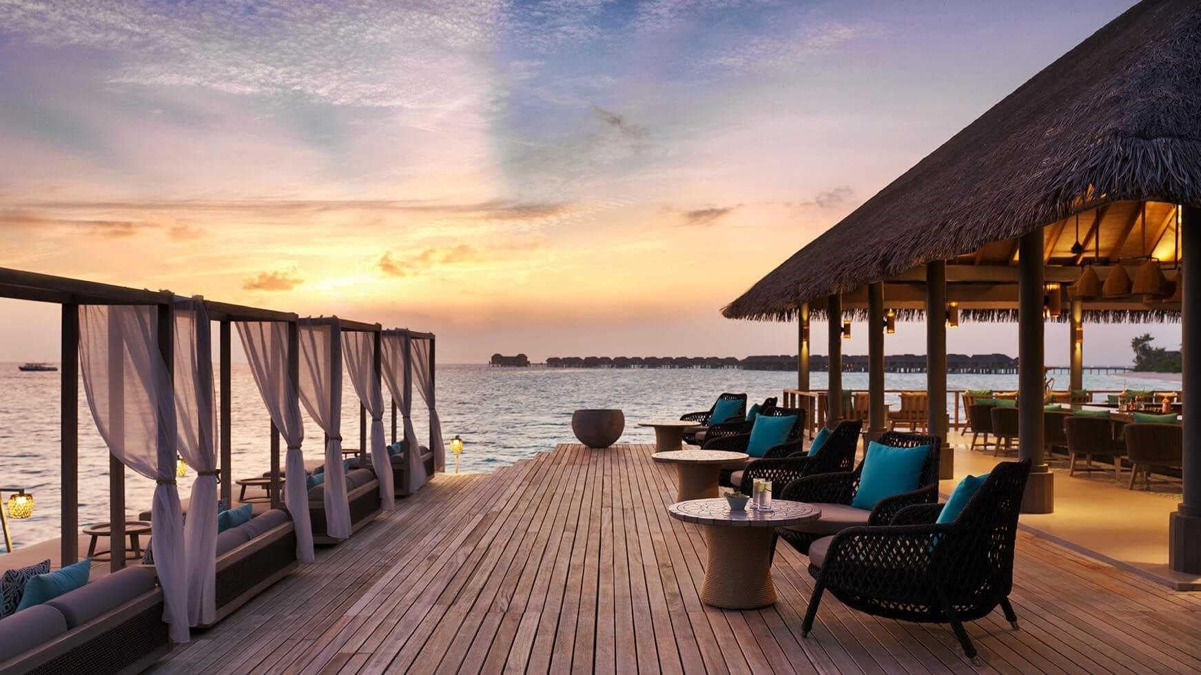 Dining area at Vakkaru Maldives.