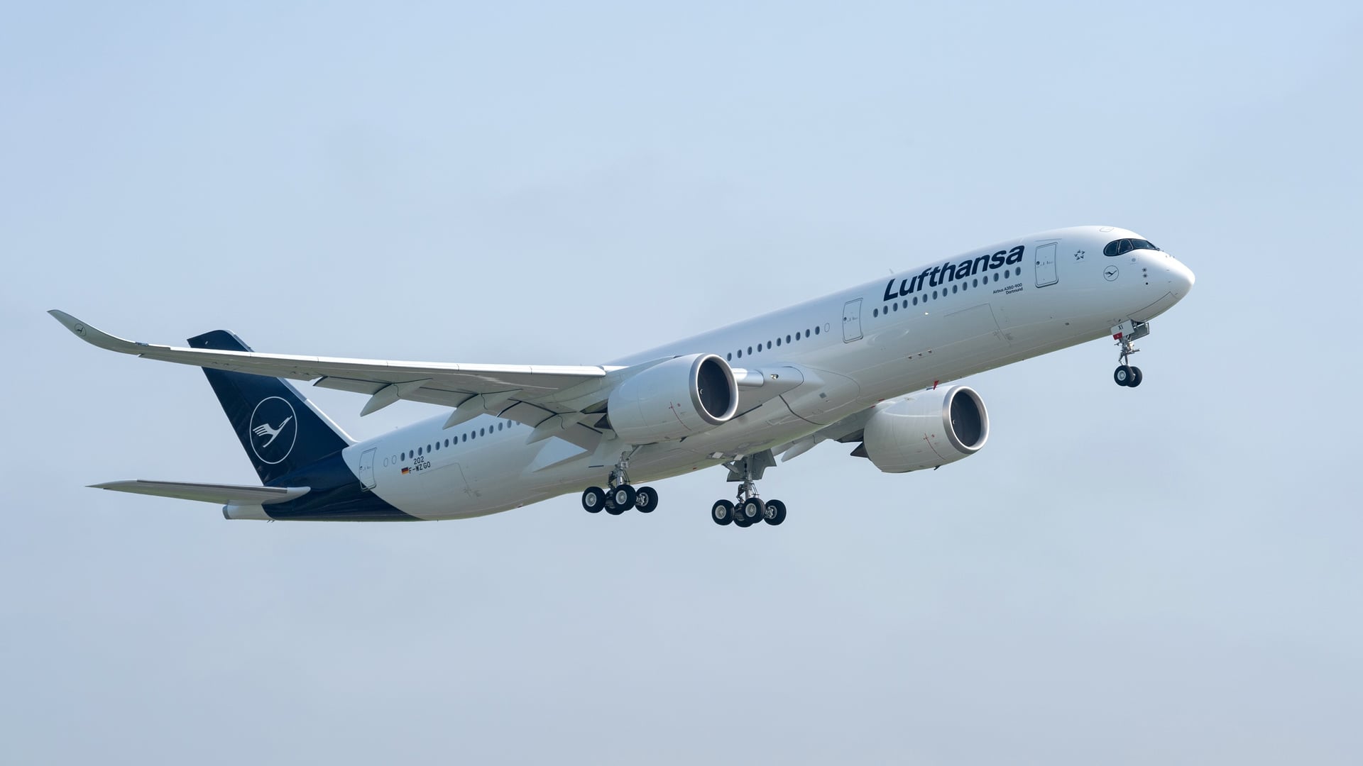 Airlines News - Lufthansa - Allegris - 1st May take-off - Munich to Vancouver 
