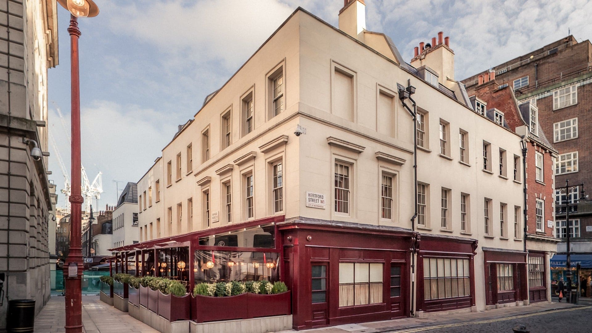 5 Hertford Street Club