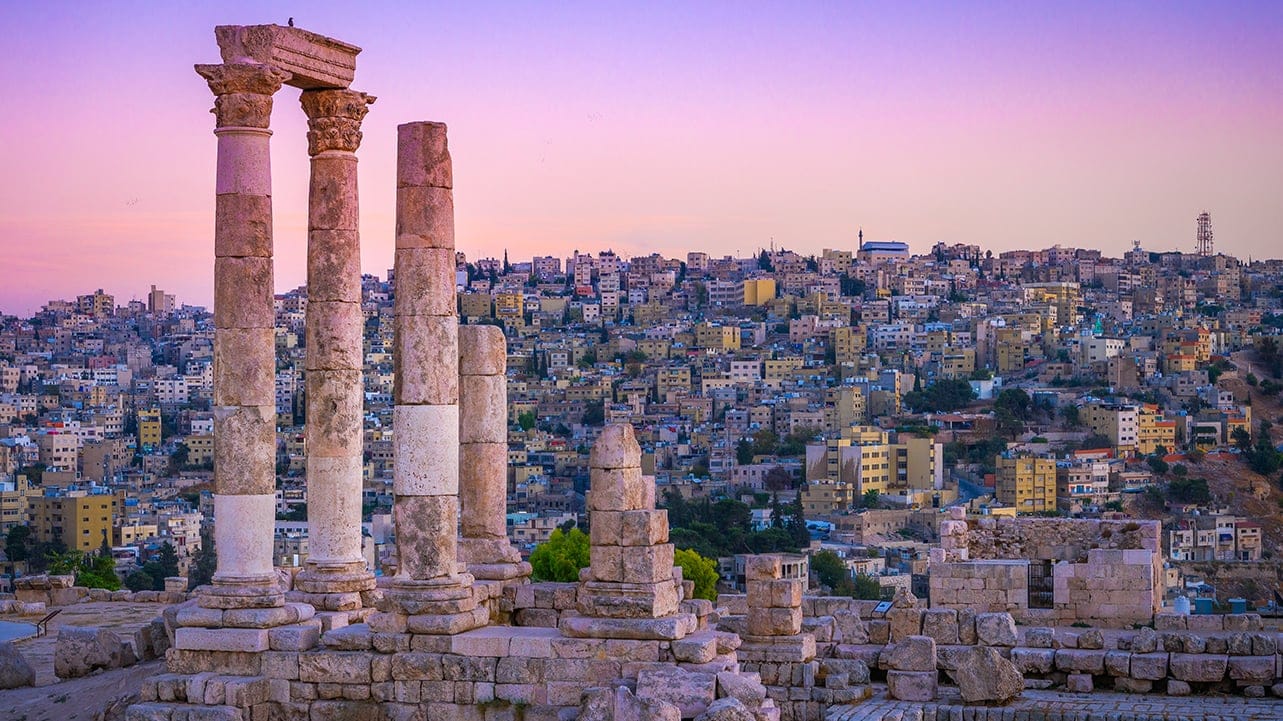 Airlines Articles - 20 airlines offering a stopover - some are FREE!