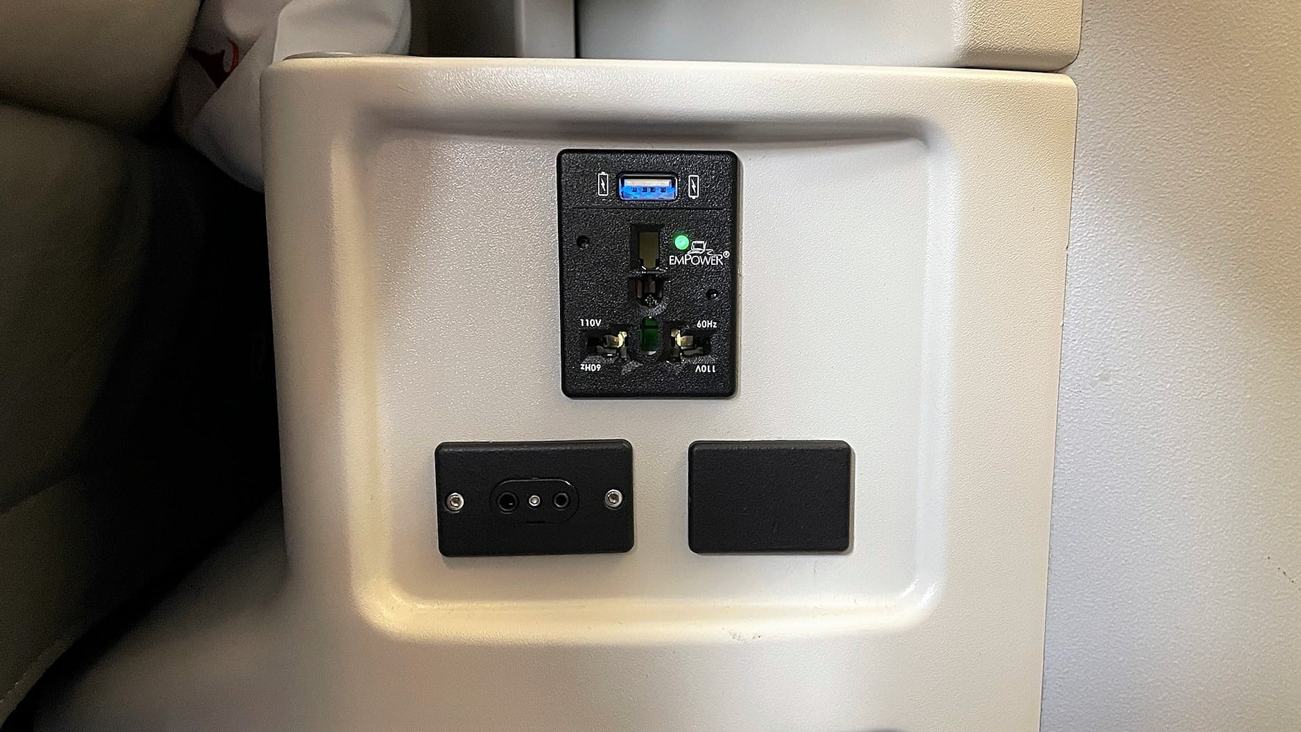 Review of Surinam Airways Business Class