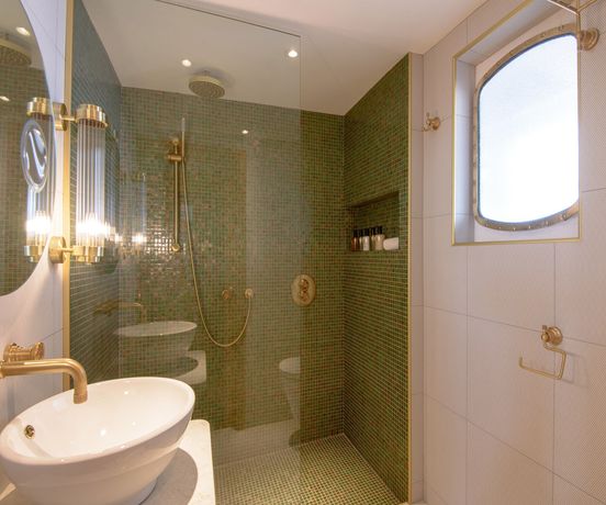 Fingal - A Luxury Floating Hotel - 26