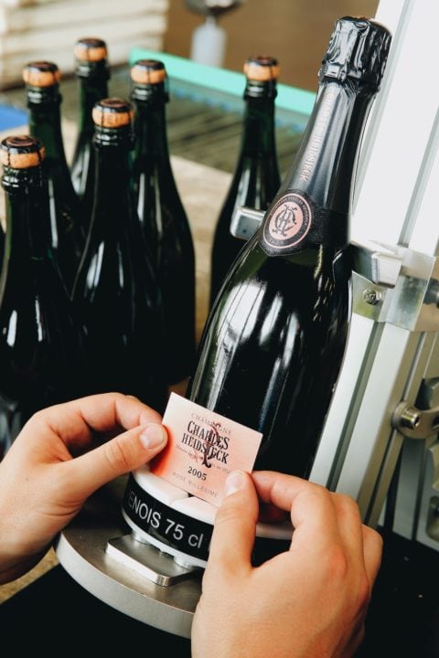 SAS launches a new and exclusive Champagne and beer selection this summer - 1