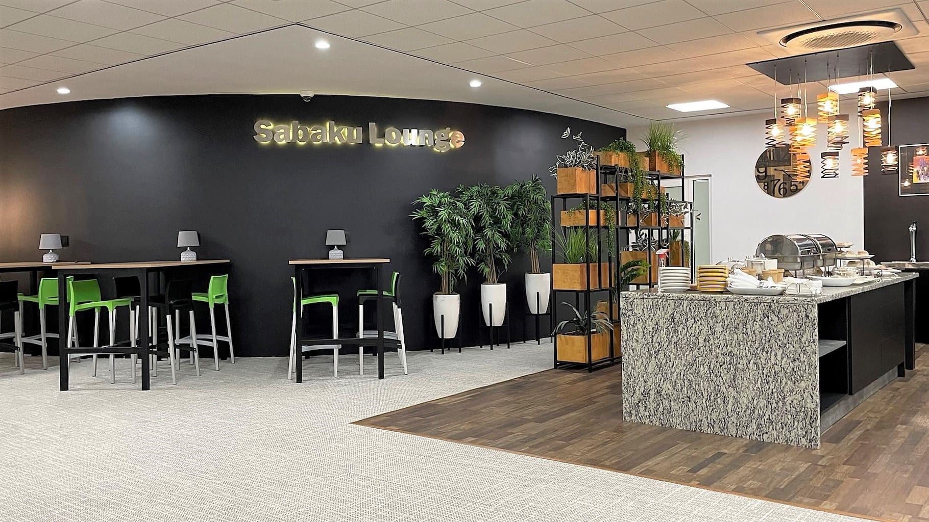 Airline review Airport experience - Surinam Airways - 0