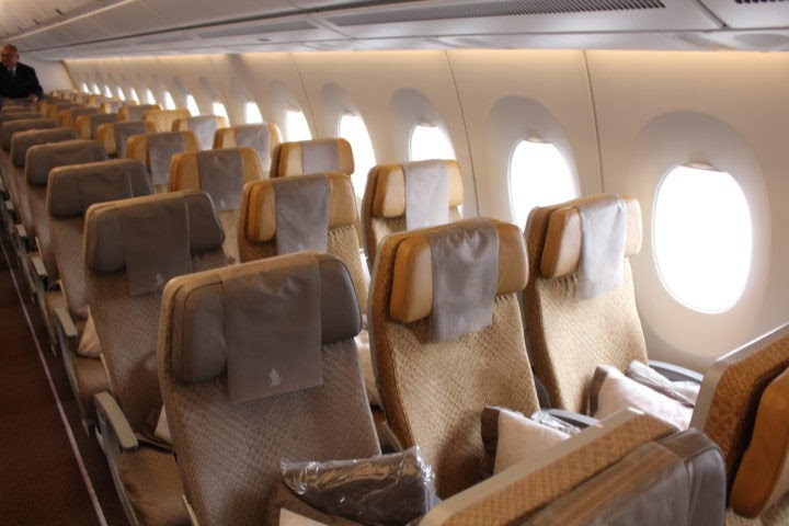 Stockholm to Singapore in Premium Economy with Singapore Airlines - 5