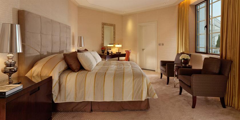 Hotel review About' - The Dorchester - Dorchester Collection - 1