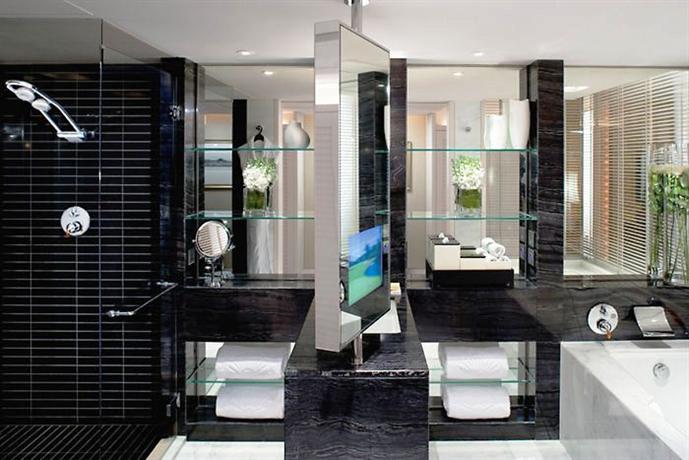 Hotel review About' - Mandarin Oriental Hong Kong - 9