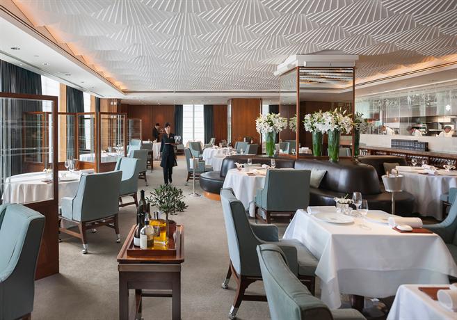 Hotel review About' - Mandarin Oriental Hong Kong - 19