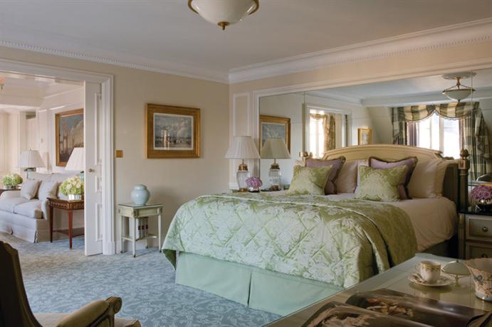 Hotel review About' - Four Seasons Hotel George V Paris - 12