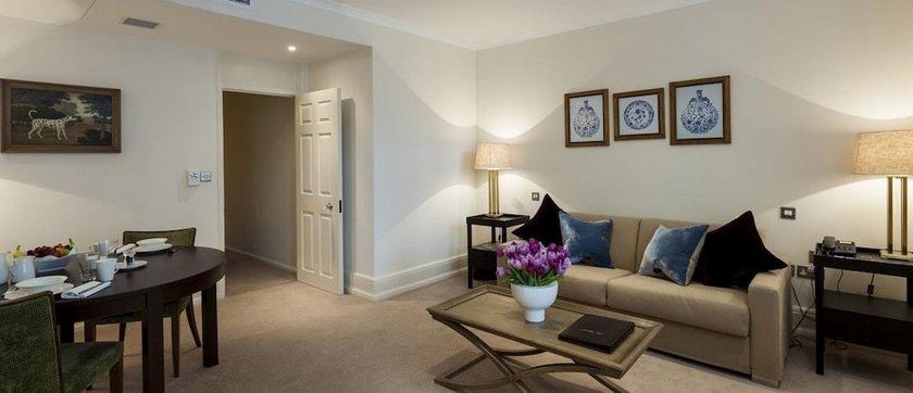 Verified hotel review - The Capital Hotel, Apartments & Townhouse - 55