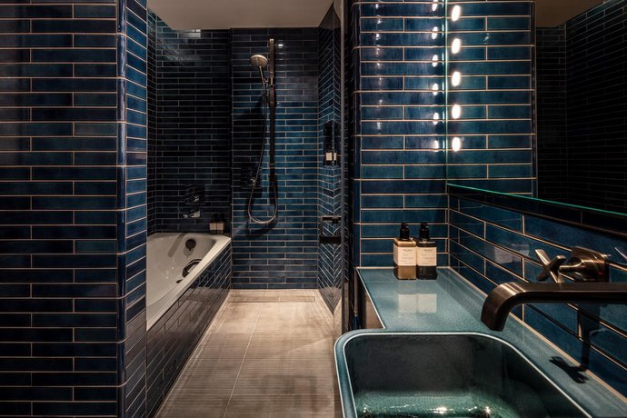 Verified hotel review - The Londoner - 25