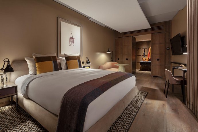 Verified hotel review - The Londoner - 26