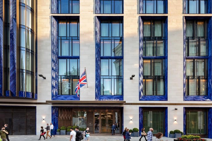 Verified hotel review - The Londoner - 1