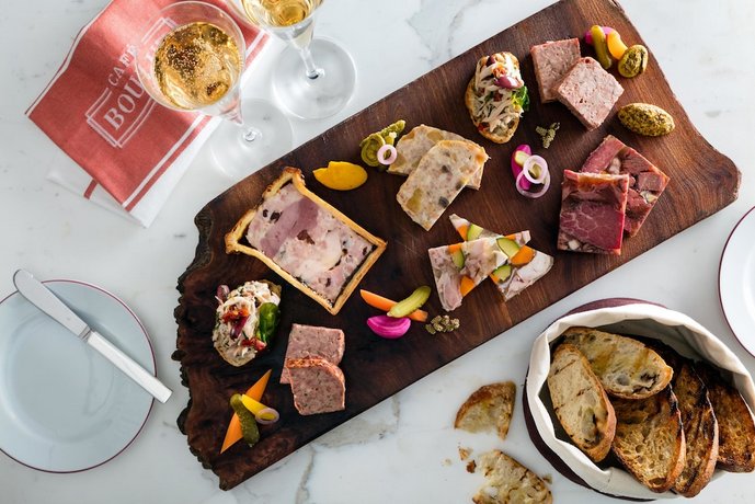 Verified hotel review - Four Seasons Hotel Toronto at Yorkville - 45