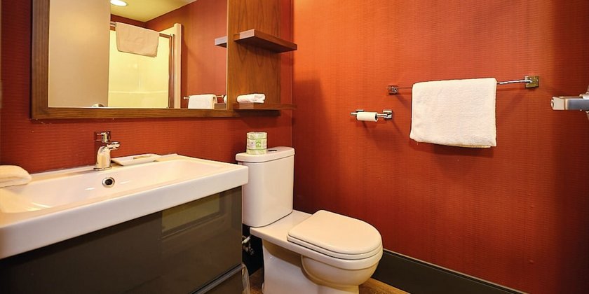 Verified hotel review - Skwachàys Lodge - 4