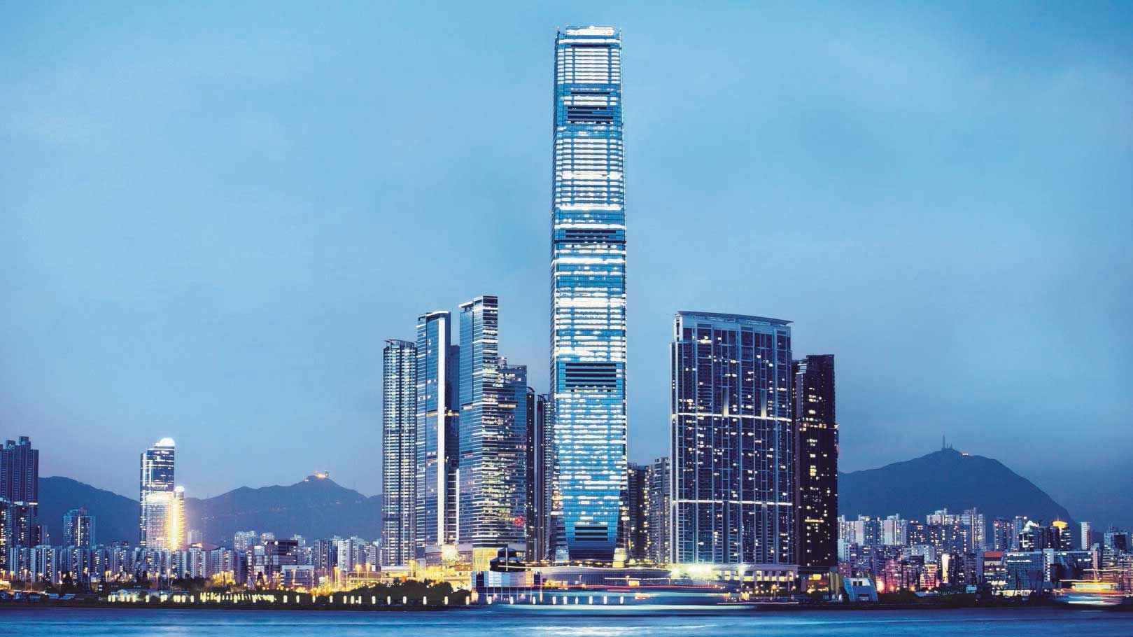 Review of The Ritz-Carlton Hong Kong