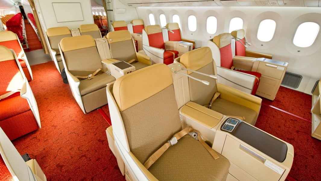 Airline review Cabin & Seat - Air India - 1